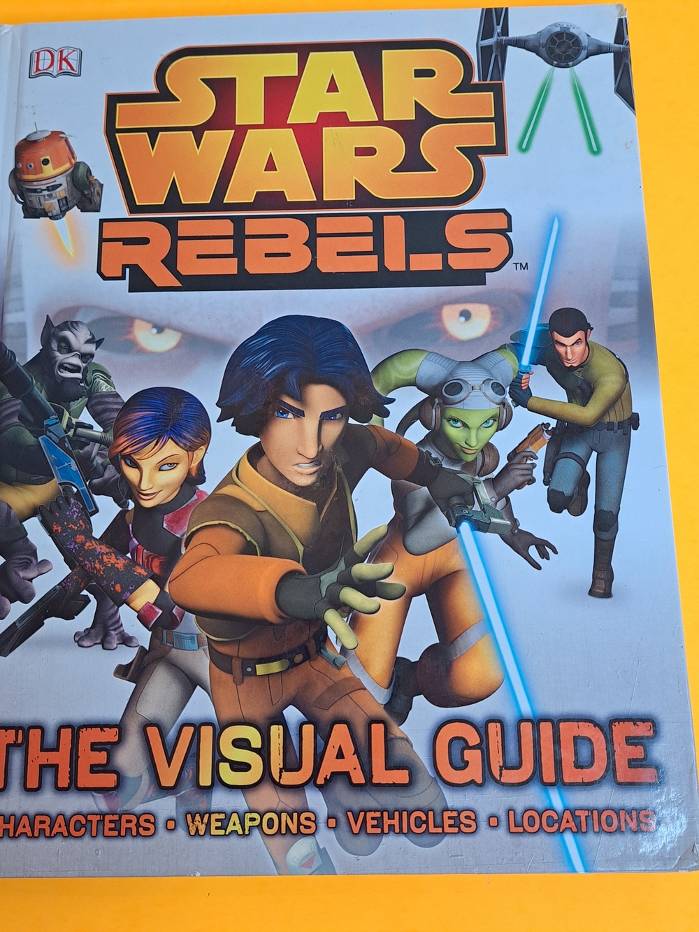 Star Wars Book "Star Wars Rebels The Visual Guide" 128 Pages of Information